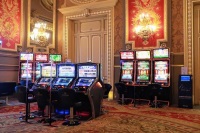 Casino-avondoutfit heren, casino chocoladestukjes, zeven clans casinospelersclub